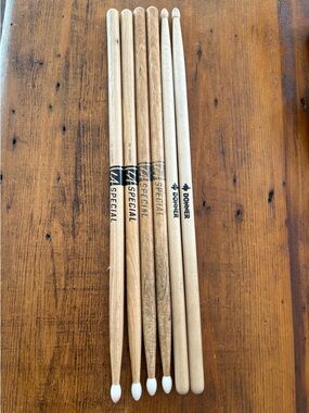 Lot of 6 Drumsticks Hickory 3 pair
